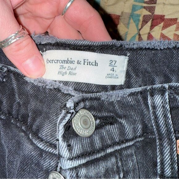 Abercrombie & Fitch Dad High Rise Jeans size 4 - Picture 2 of 6